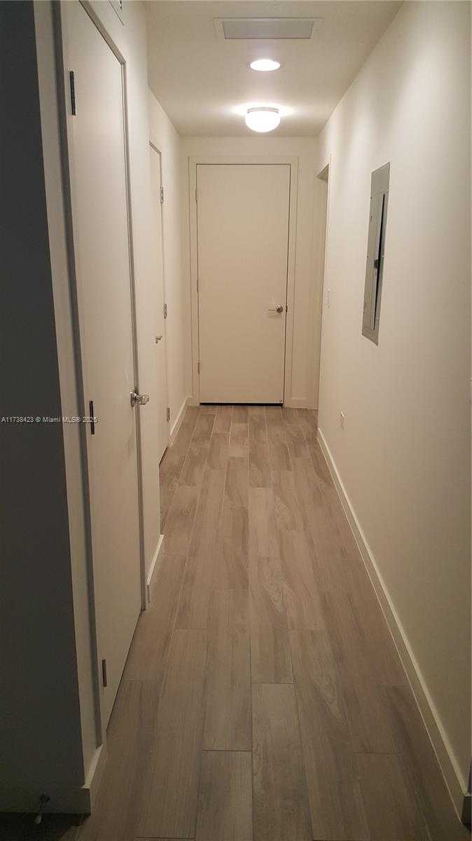Small Image of 999 SOUTH WEST 1ST AVE #1901, Miami Number 4