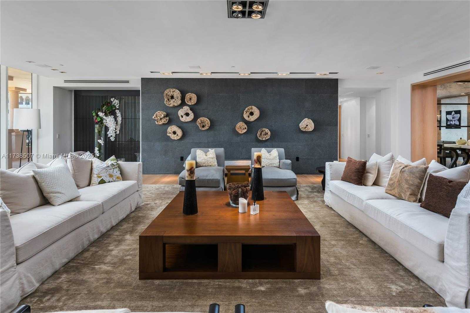 Small Image of 7143 FISHER ISLAND DR #7143, Miami Beach Number 2