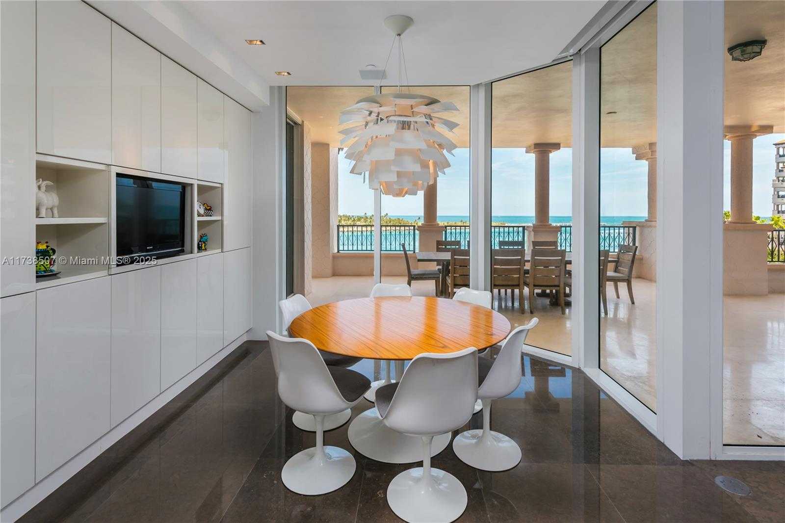 Small Image of 7143 FISHER ISLAND DR #7143, Miami Beach Number 21