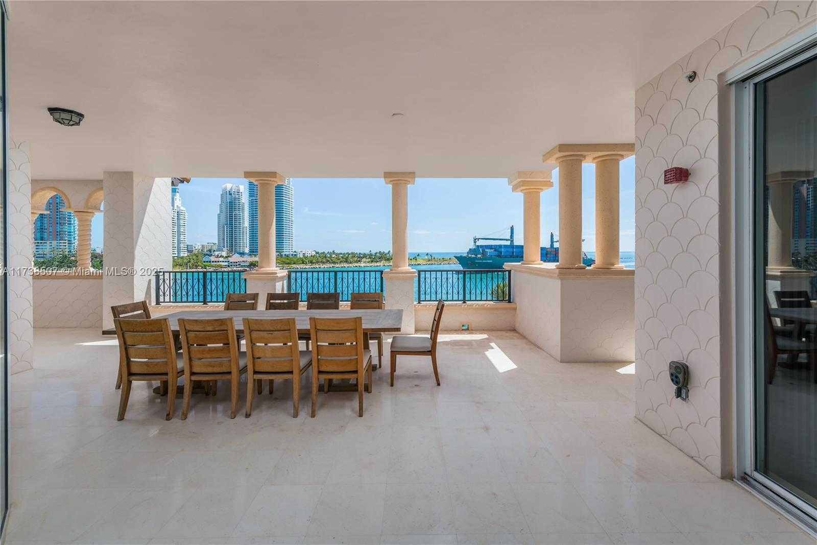 Small Image of 7143 FISHER ISLAND DR #7143, Miami Beach Number 28
