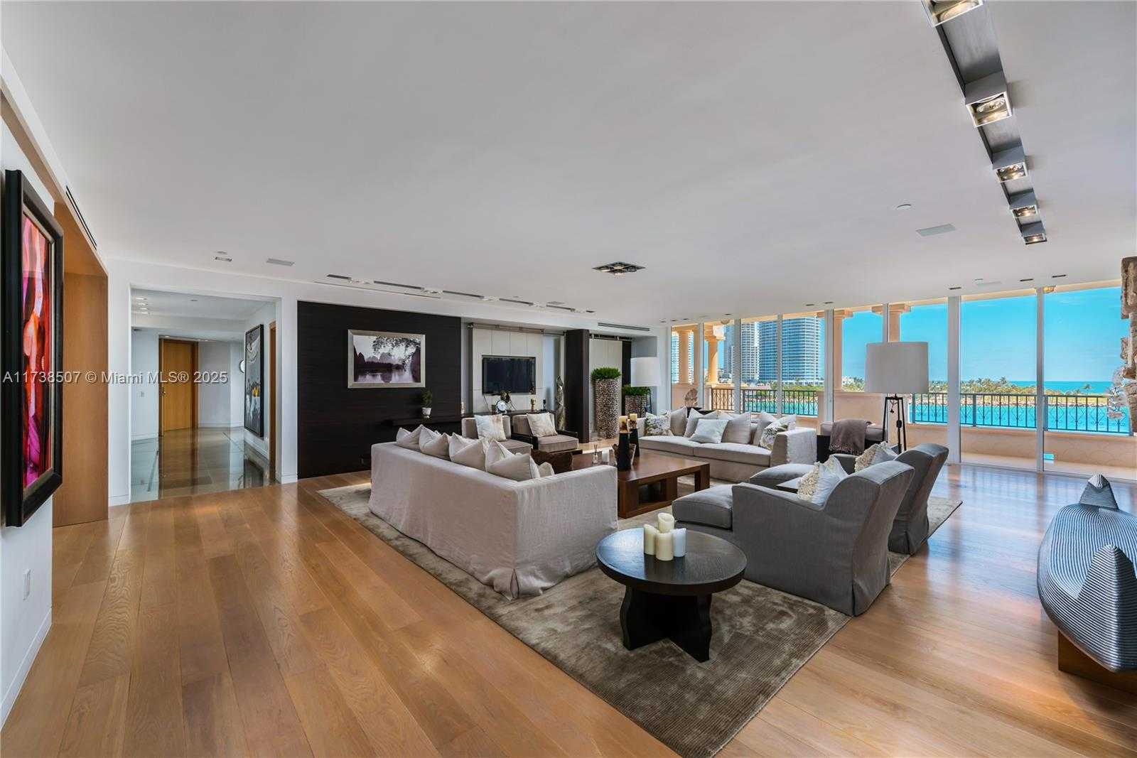 Small Image of 7143 FISHER ISLAND DR #7143, Miami Beach Number 3