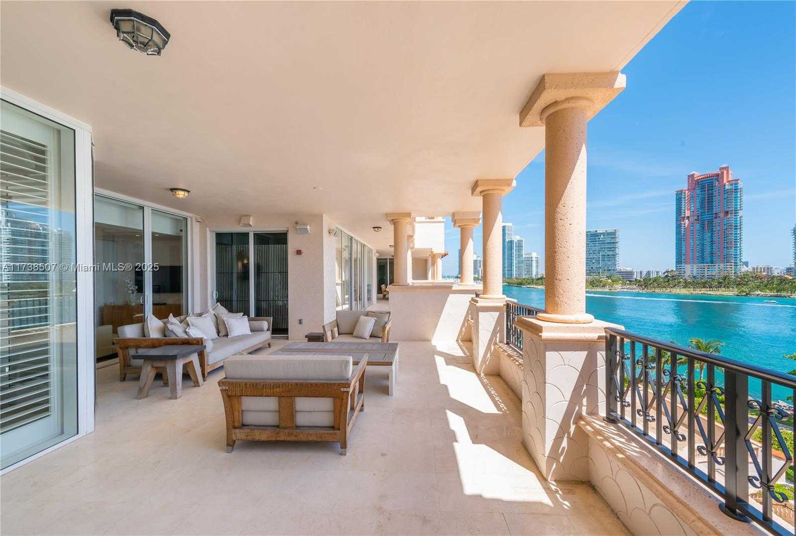 Small Image of 7143 FISHER ISLAND DR #7143, Miami Beach Number 31