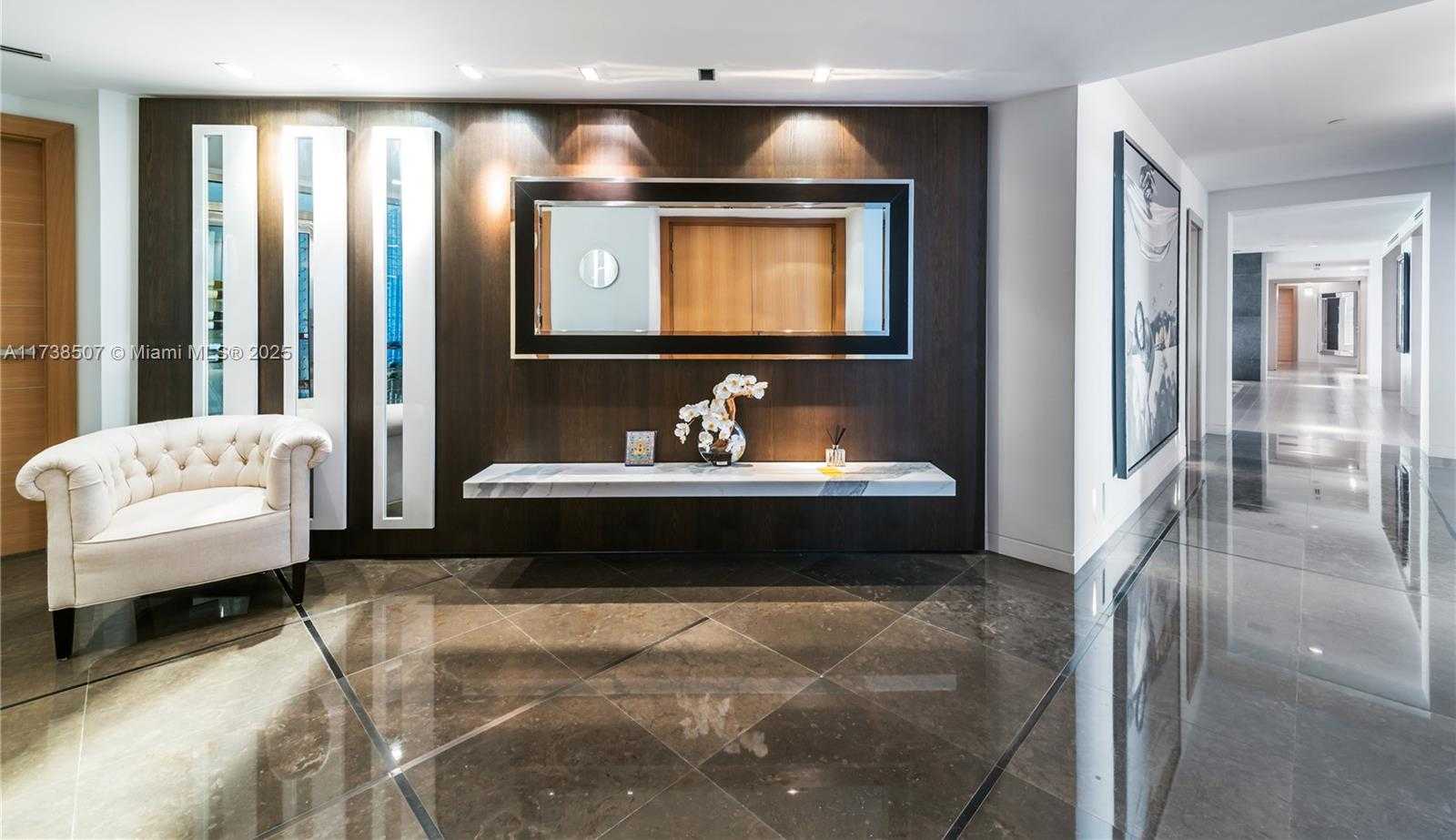Small Image of 7143 FISHER ISLAND DR #7143, Miami Beach Number 6