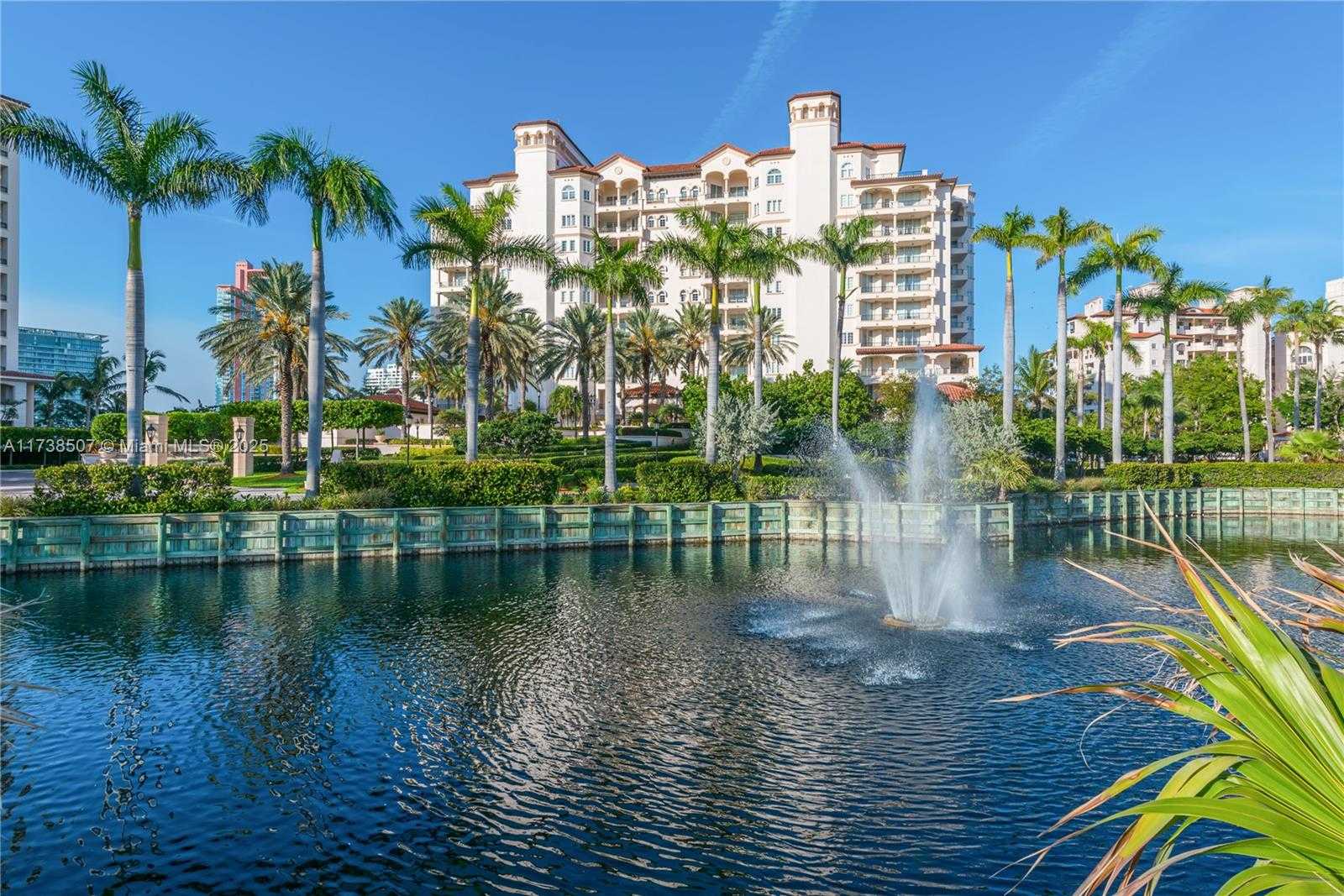 Small Image of 7143 FISHER ISLAND DR #7143, Miami Beach Number 9
