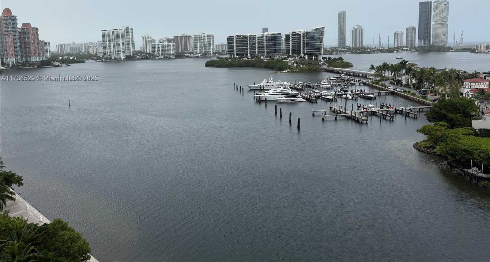 Small Image of 6000 ISLAND BL #1102, Aventura Number 10