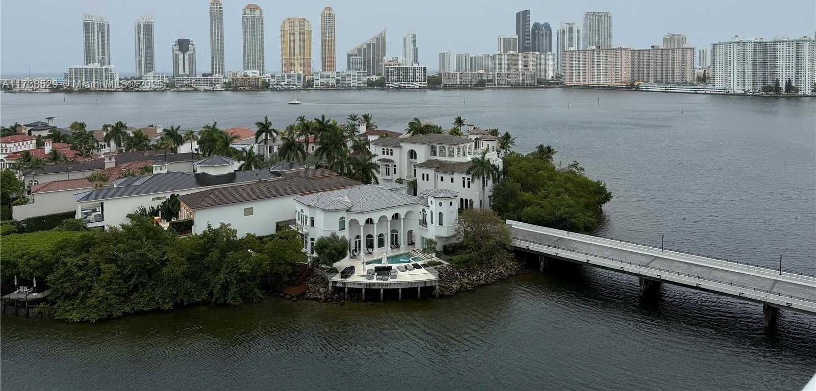 Small Image of 6000 ISLAND BL #1102, Aventura Number 13