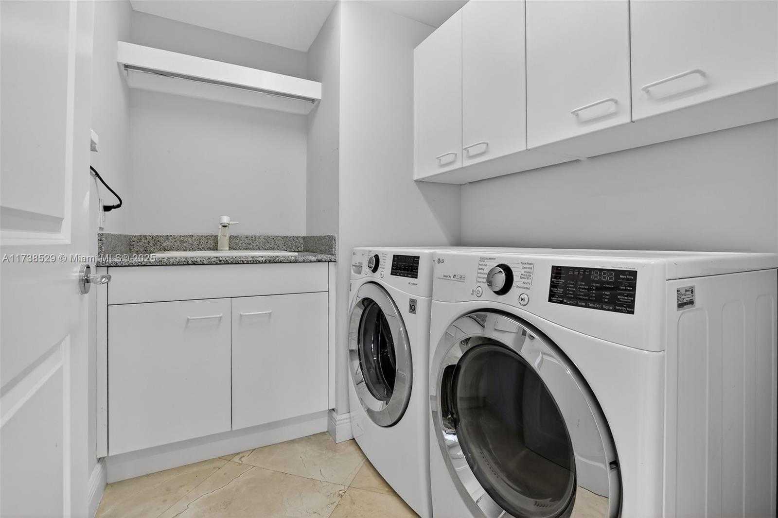 Imagen de Pequeño Objeto