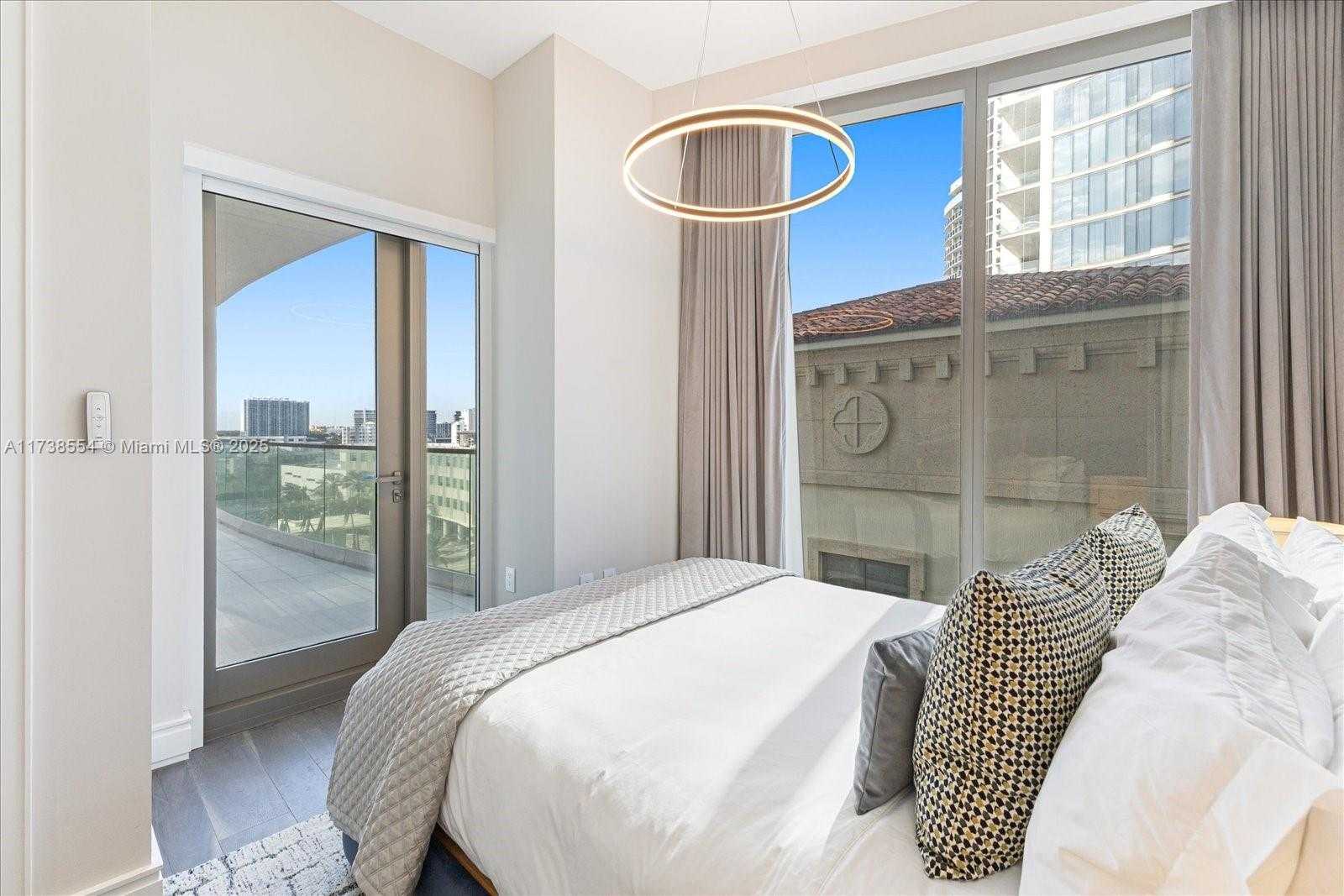 Small Image of 17901 COLLINS AVE #701, Sunny Isles Beach Number 17