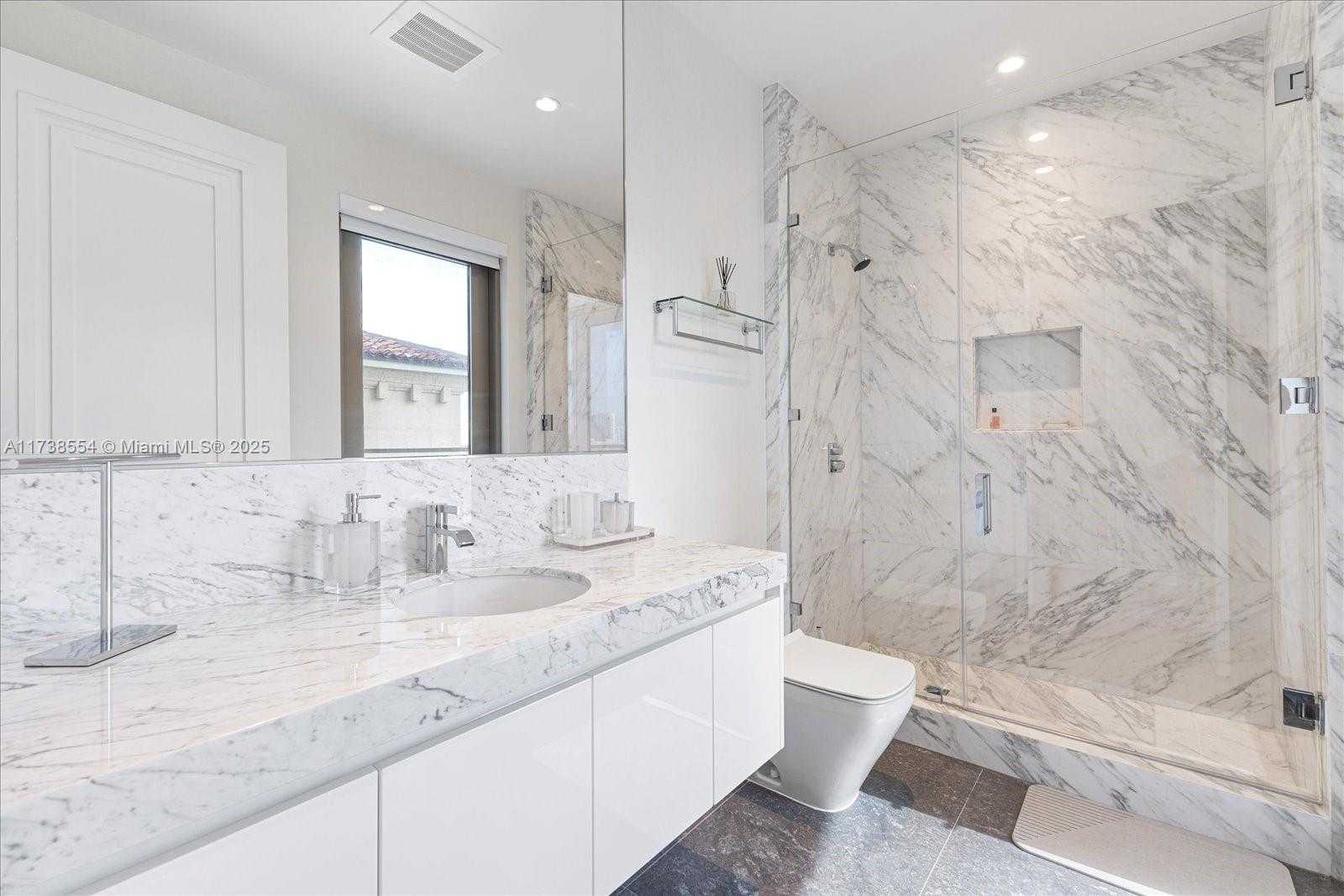 Small Image of 17901 COLLINS AVE #701, Sunny Isles Beach Number 21