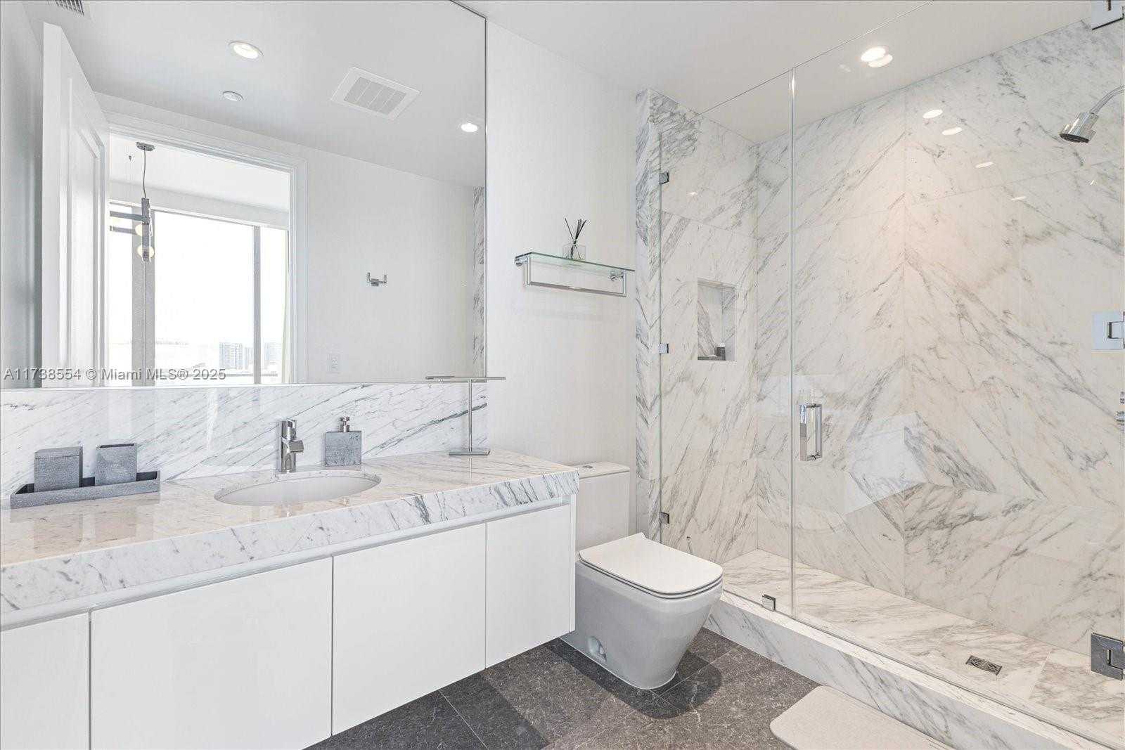 Small Image of 17901 COLLINS AVE #701, Sunny Isles Beach Number 25