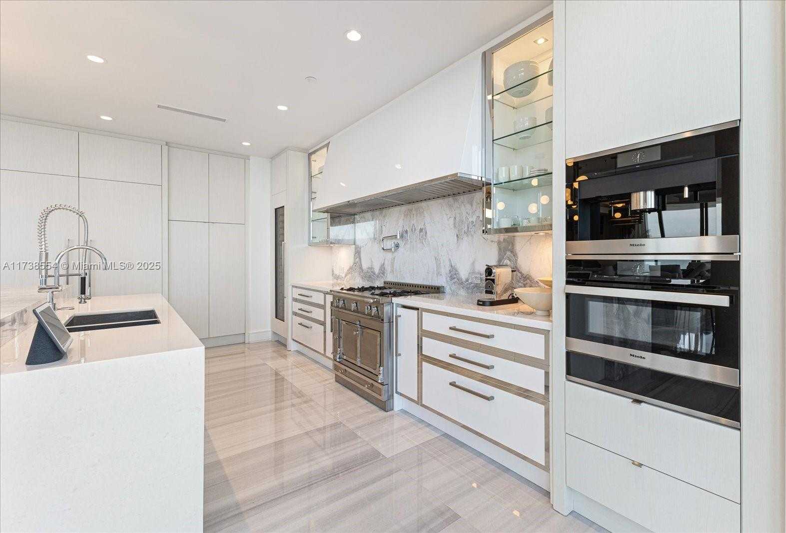 Small Image of 17901 COLLINS AVE #701, Sunny Isles Beach Number 6