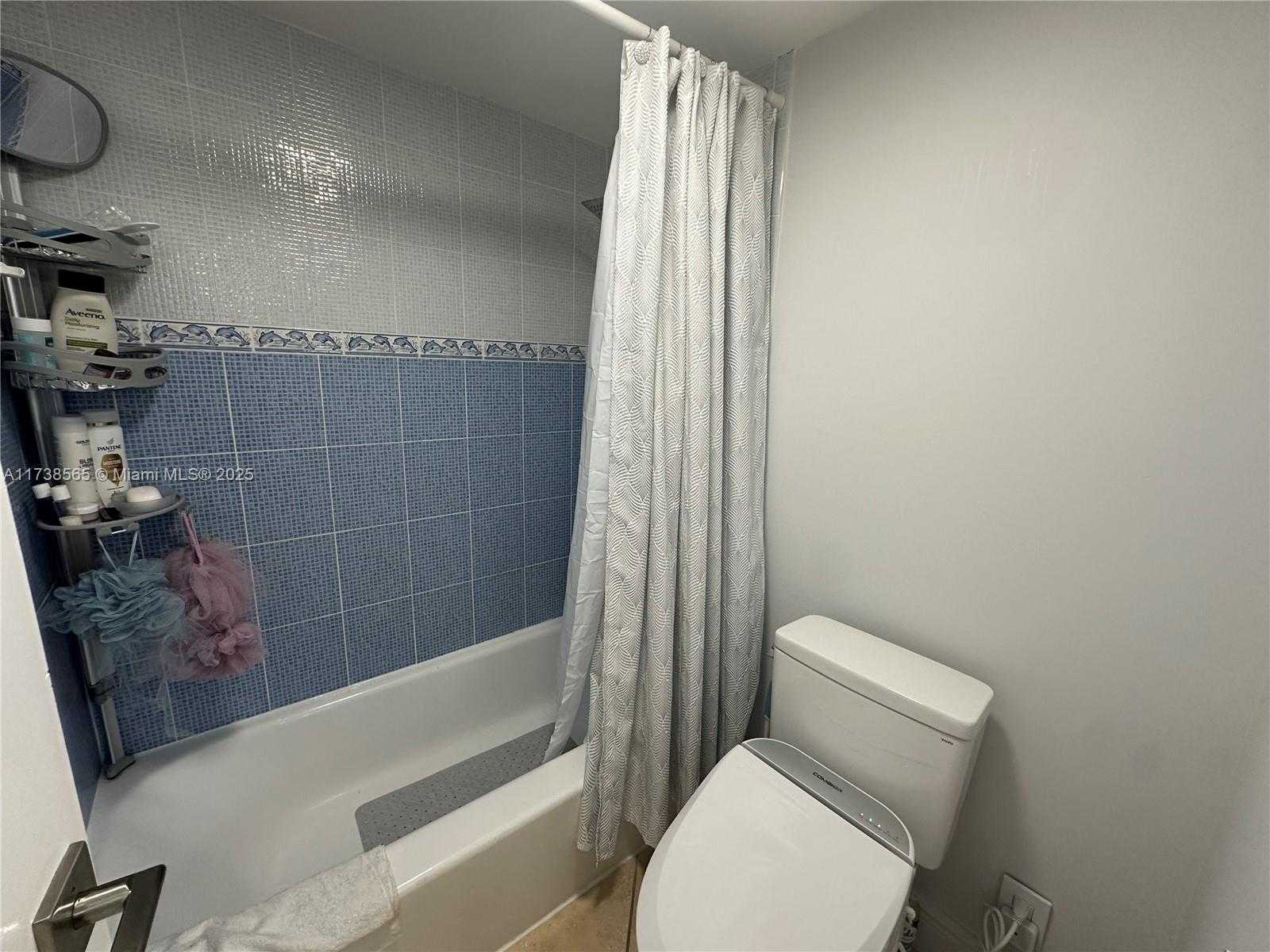Small Image of 2030 SOUTH OCEAN DR #2217, Hallandale Beach Number 12