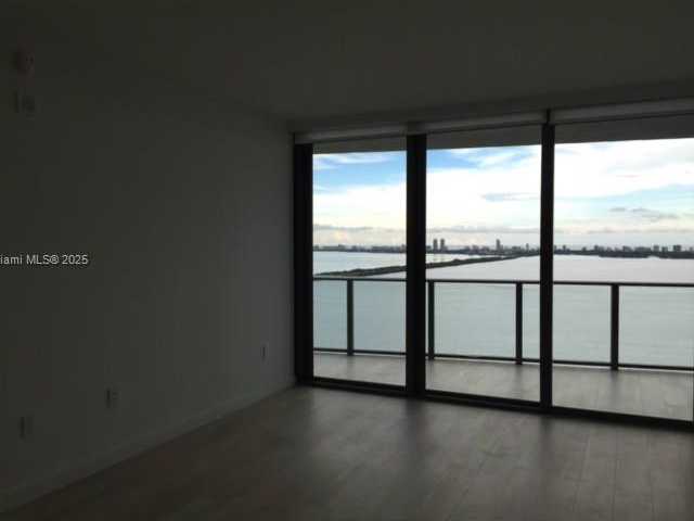 Small Image of 460 NORTH EAST 28 ST #3203, Miami Number 6