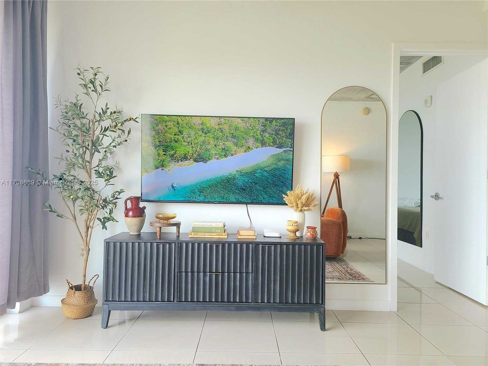 Small Image of 3250 NORTH EAST 1ST AVE #1106, Miami Number 2