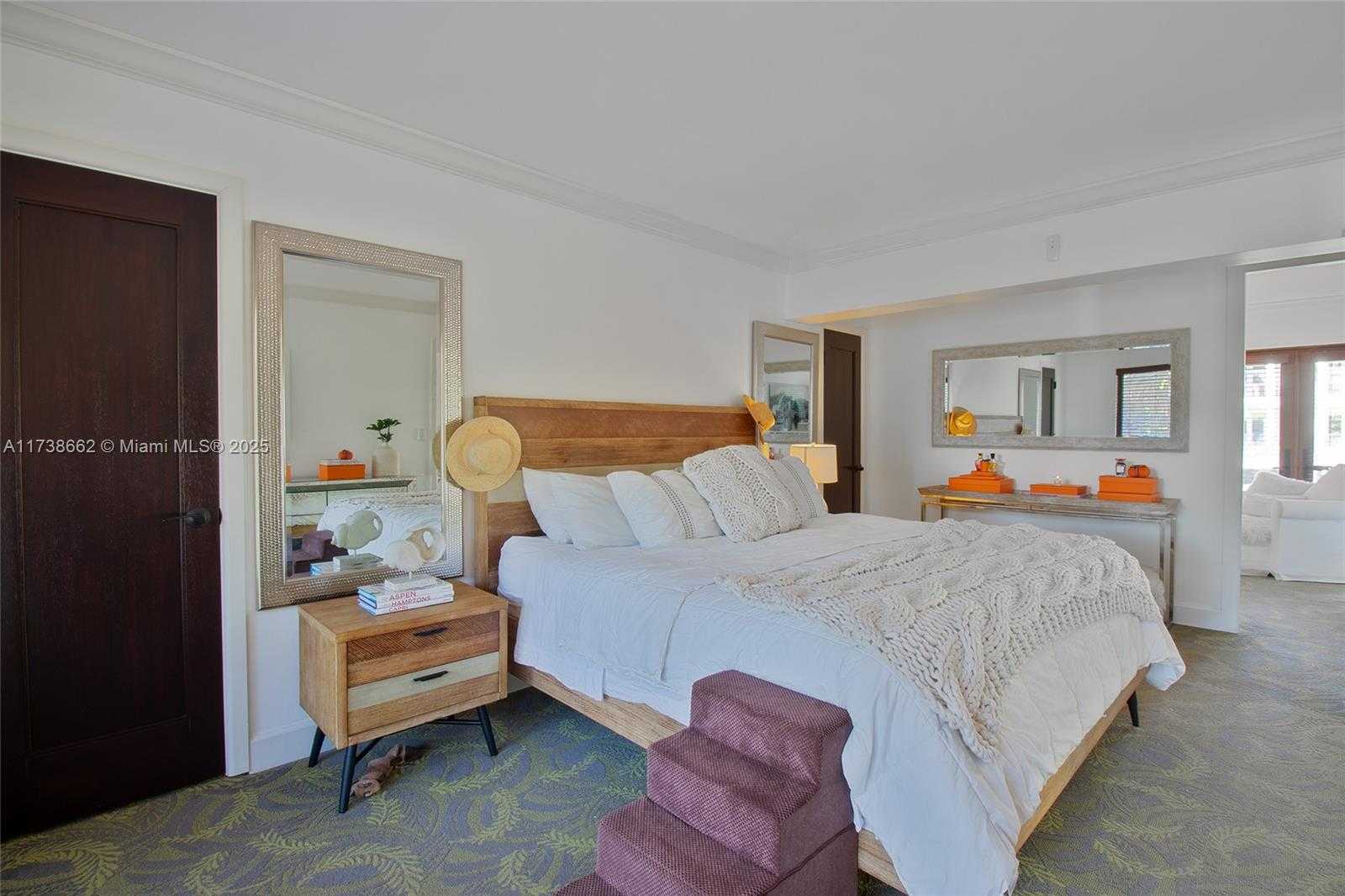 Small Image of 2425 BARCELONA DR, Fort Lauderdale Number 16