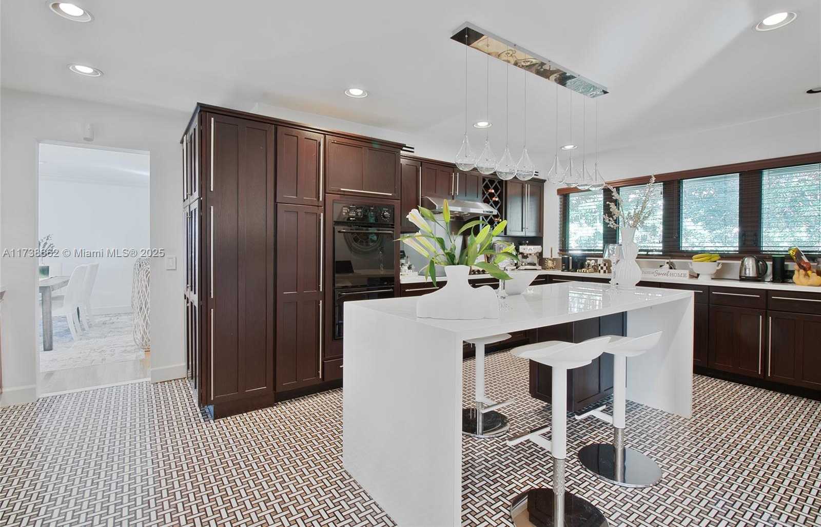 Small Image of 2425 BARCELONA DR, Fort Lauderdale Number 26