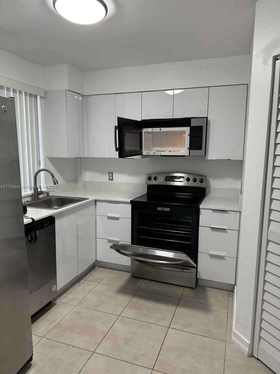 Small Image of 6135 #312, Hialeah Number 19