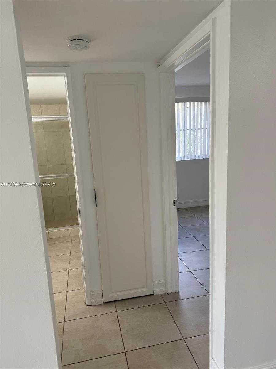 Small Image of 6135 #312, Hialeah Number 22