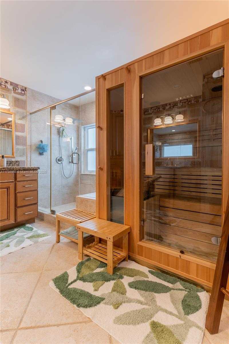 Small Image of 21910 PHILMONT CT #-, Boca Raton Number 15