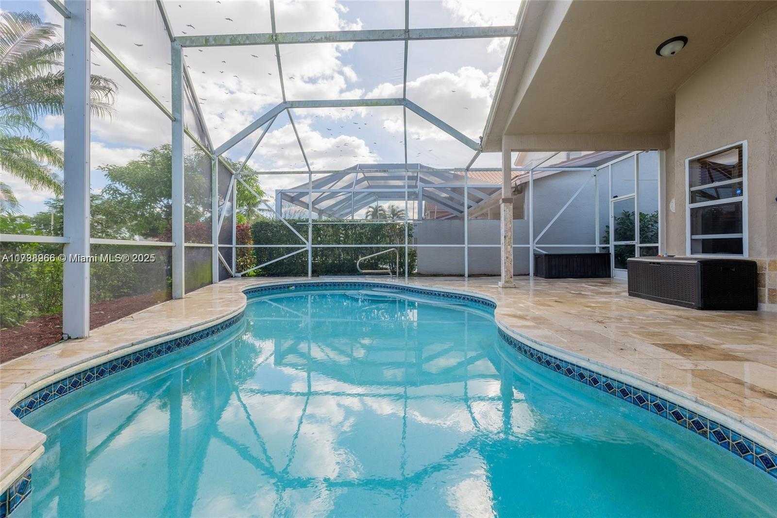 Small Image of 21910 PHILMONT CT #-, Boca Raton Number 20