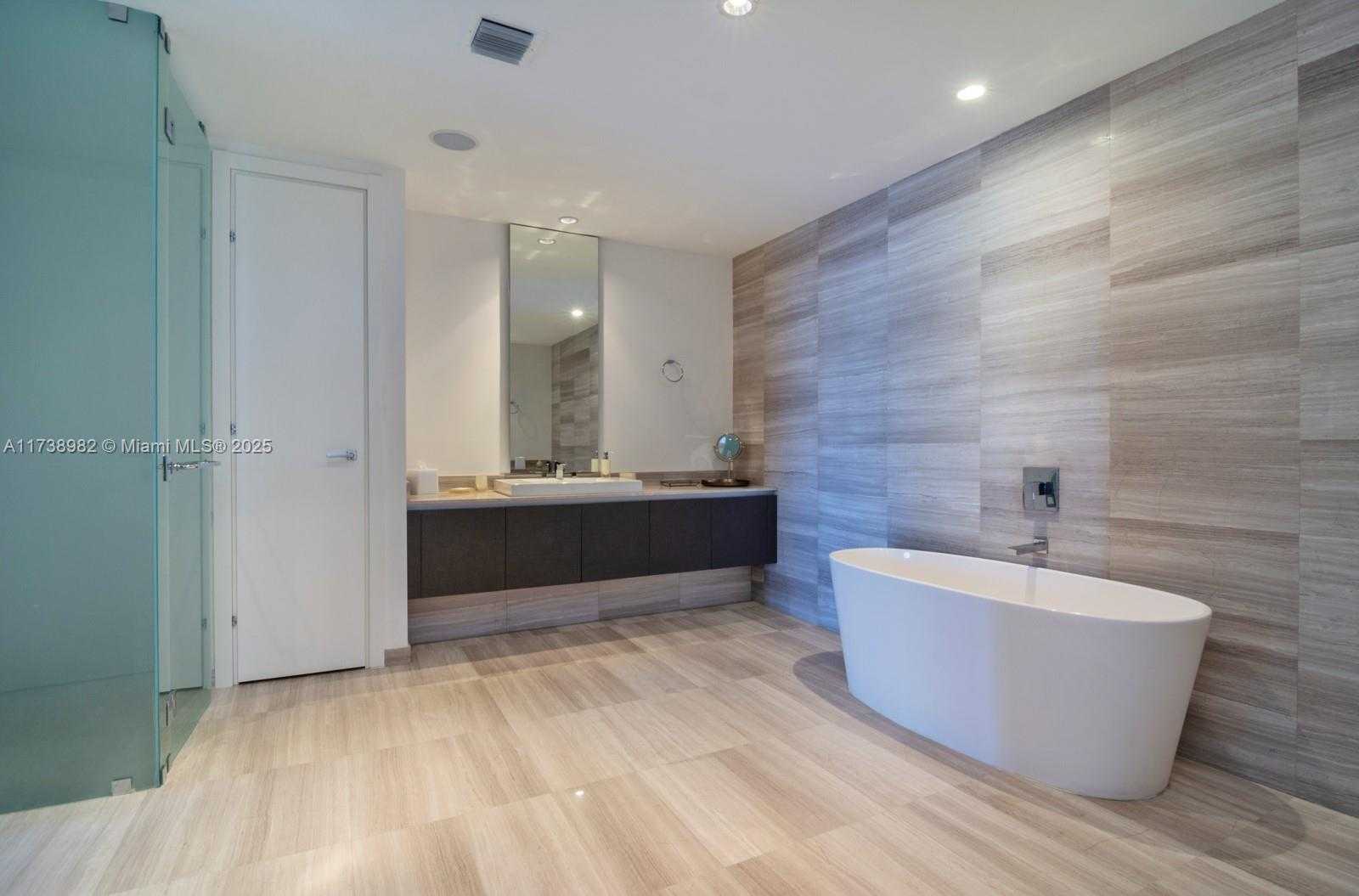 Small Image of 3250 NORTH EAST 188TH ST #406, Aventura Number 14