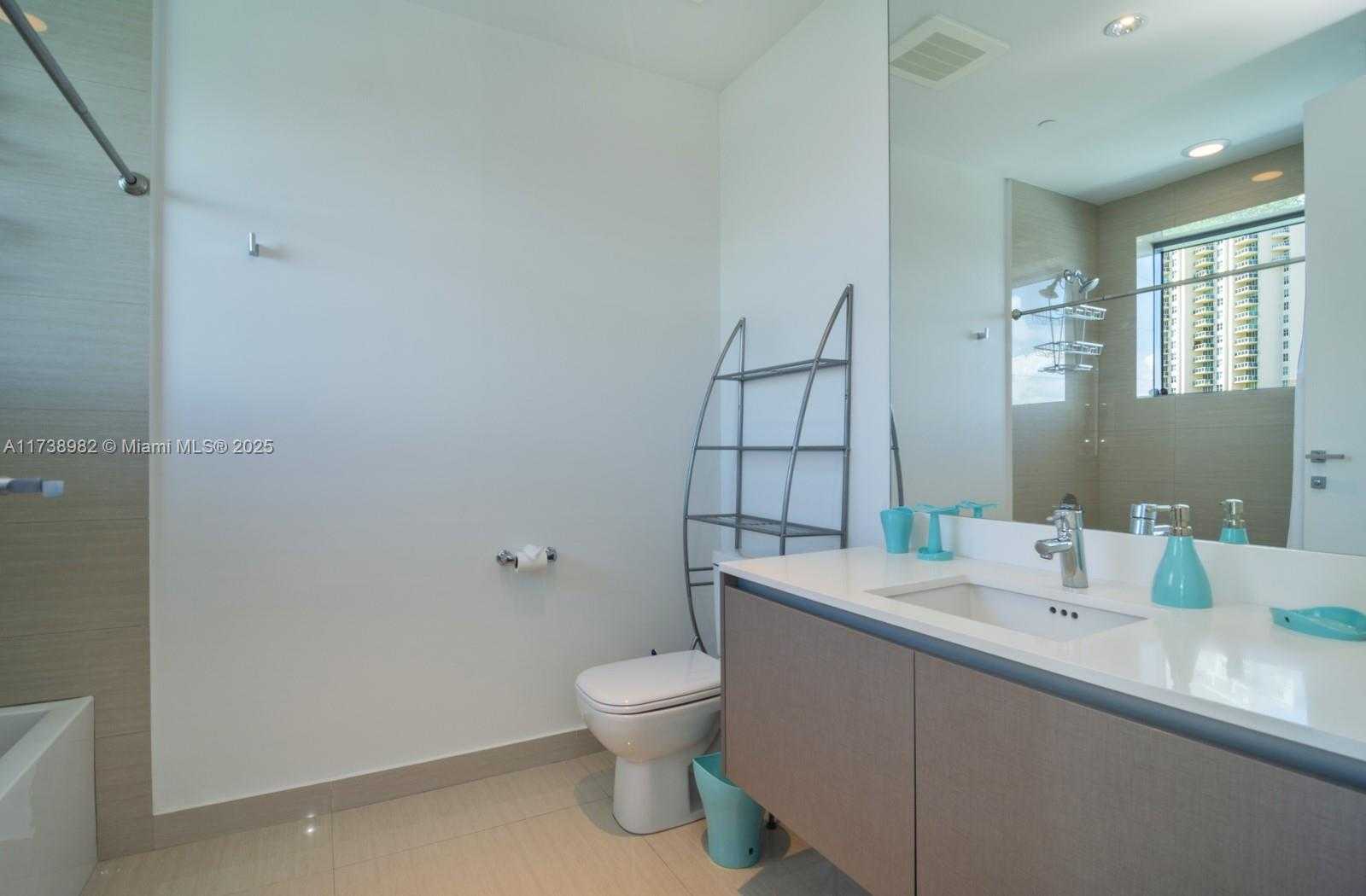 Small Image of 3250 NORTH EAST 188TH ST #406, Aventura Number 16