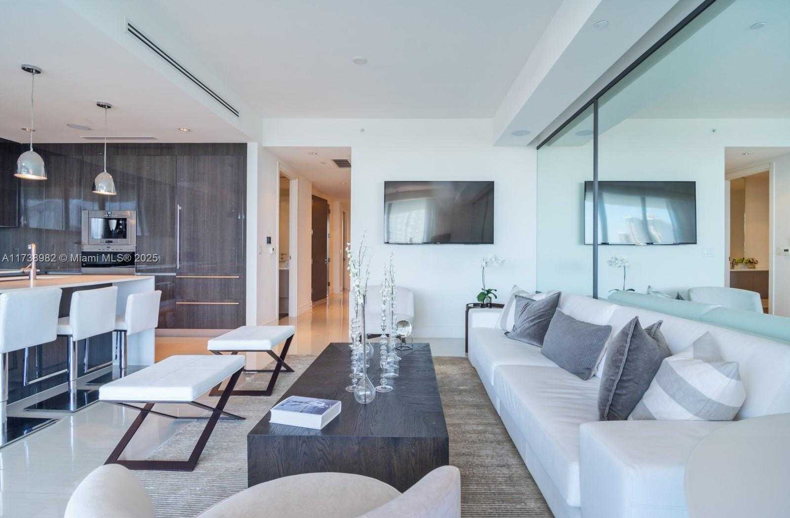 Small Image of 3250 NORTH EAST 188TH ST #406, Aventura Number 4