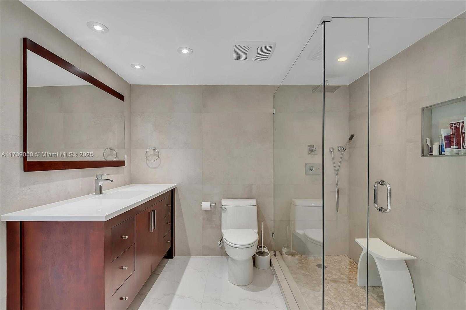 Small Image of 2301 COLLINS AVE #810, Miami Beach Number 15