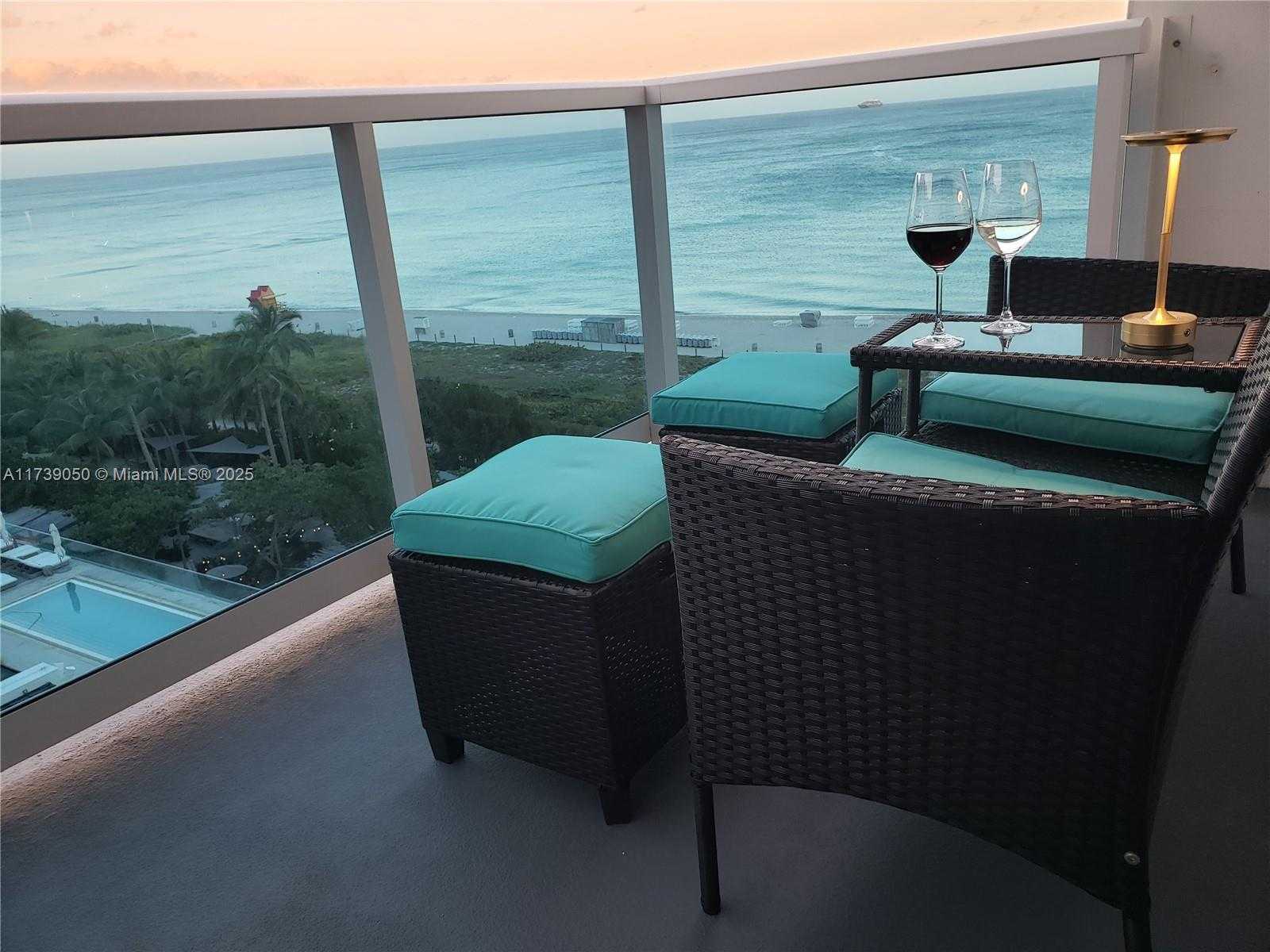 Small Image of 2301 COLLINS AVE #810, Miami Beach Number 2