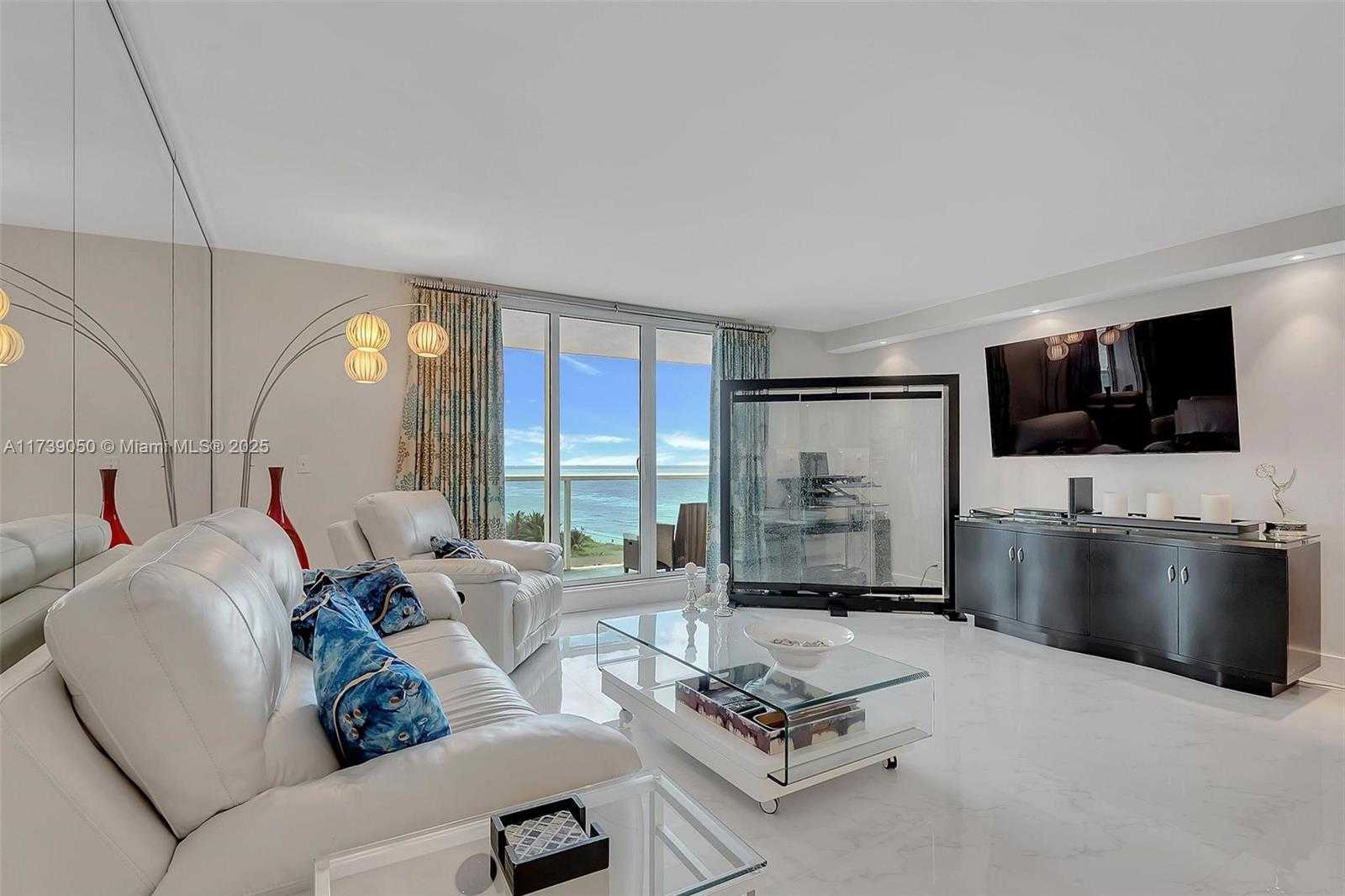 Small Image of 2301 COLLINS AVE #810, Miami Beach Number 9