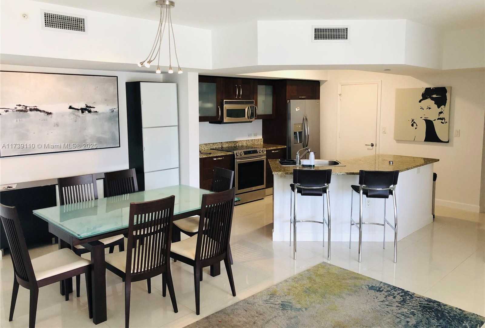 Small Image of 19900 EAST COUNTRY CLUB DR #1005, Aventura Number 2