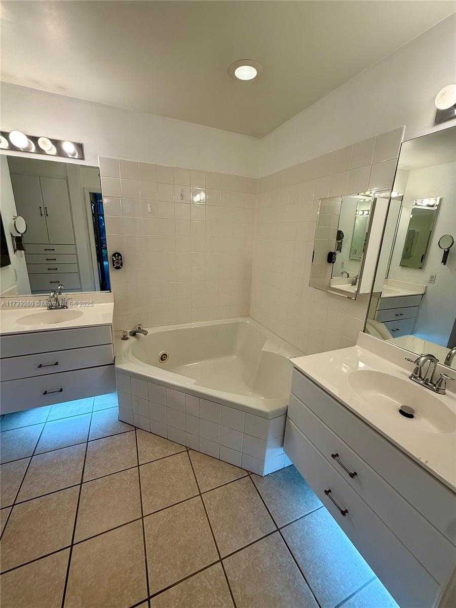 Small Image of 9755 NORTH WEST 52ND ST #212, Doral Number 25