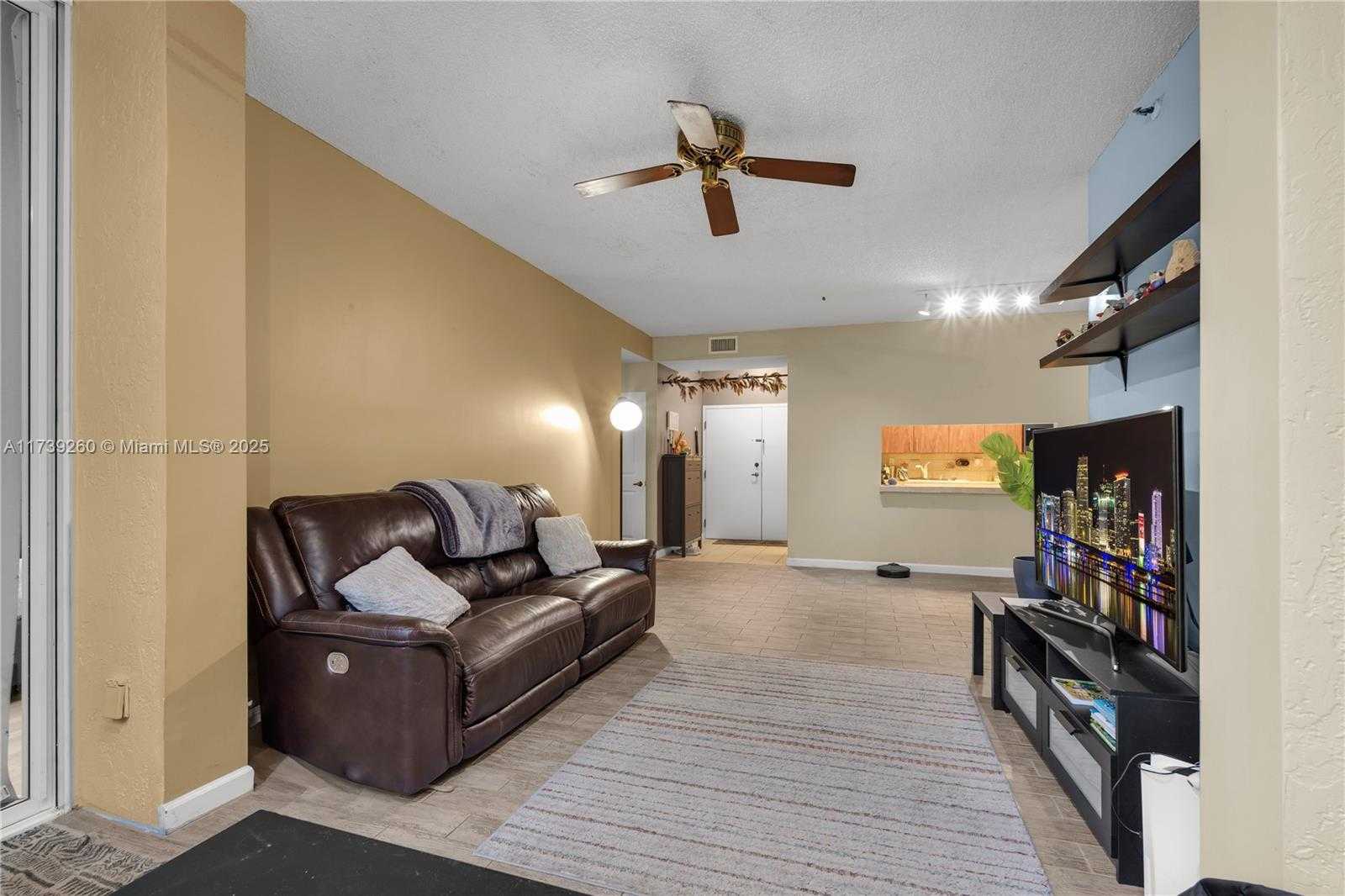 Small Image of 9755 NORTH WEST 52ND ST #212, Doral Number 4