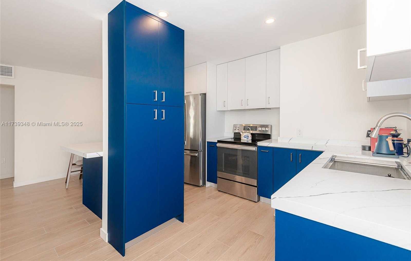 Small Image of 1235 PENNSYLVANIA AVE #3E, Miami Beach Number 11