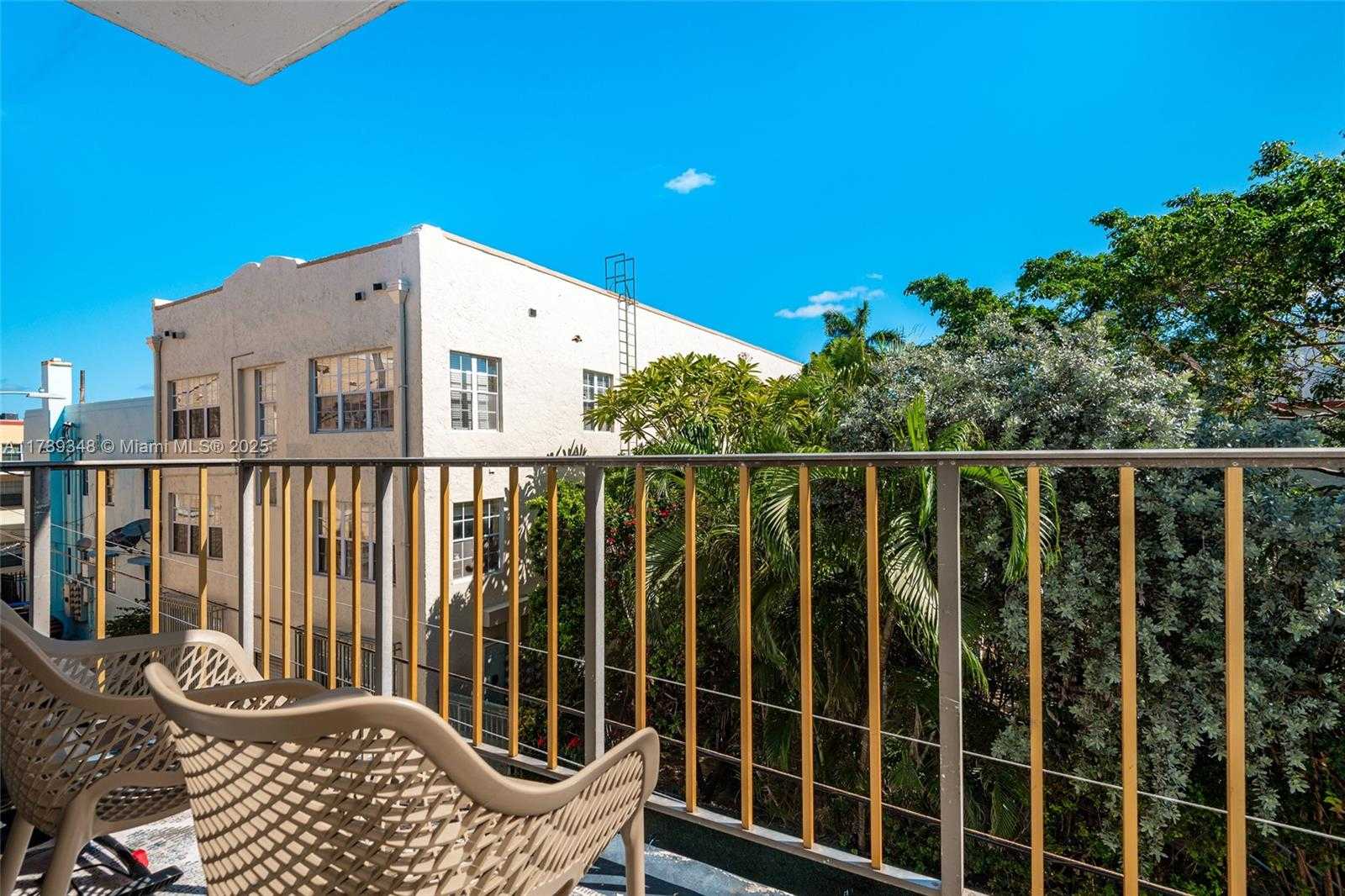 Small Image of 1235 PENNSYLVANIA AVE #3E, Miami Beach Number 2