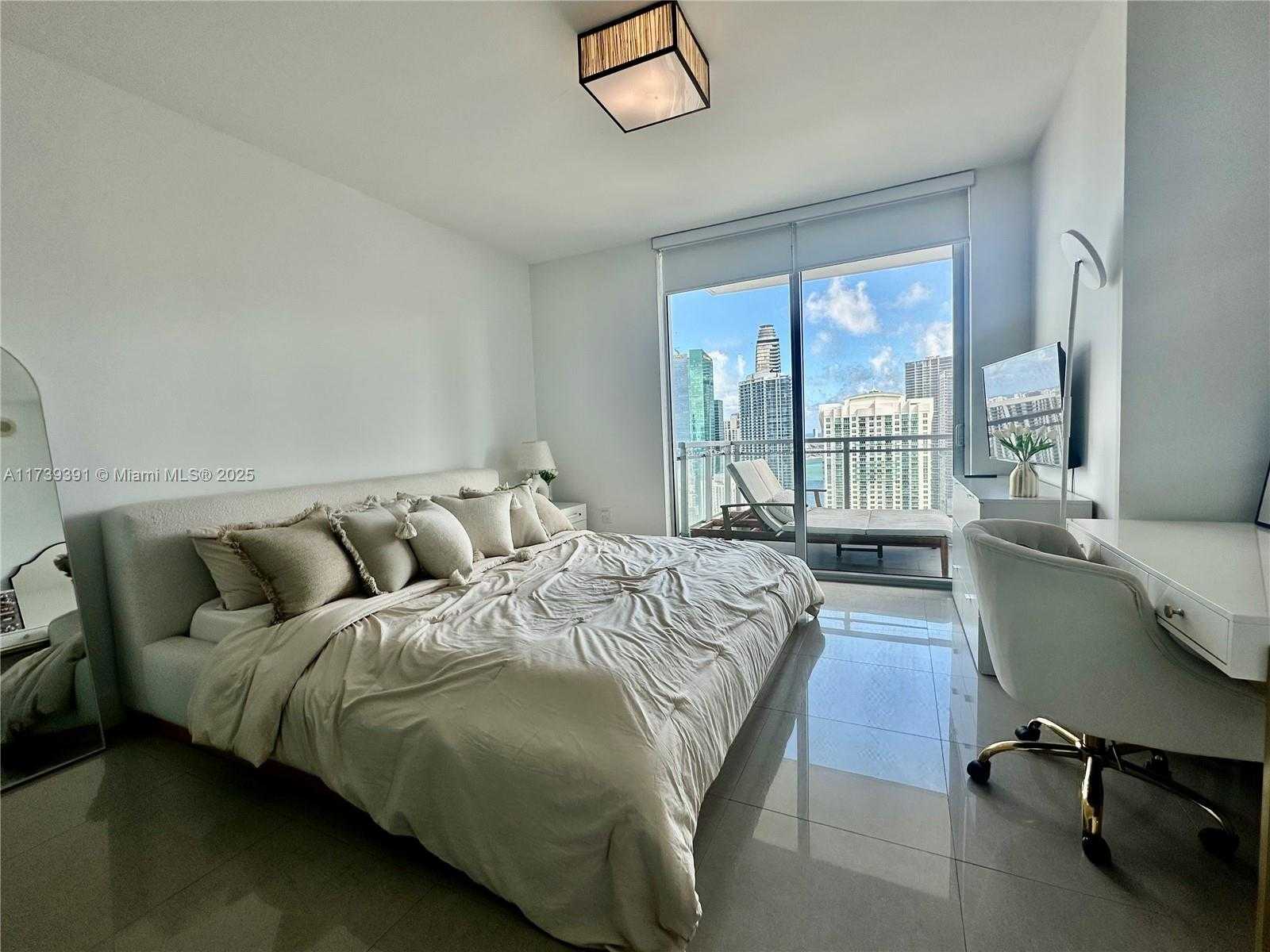 Small Image of 92 SOUTH WEST 3RD ST #4111, Miami Number 14