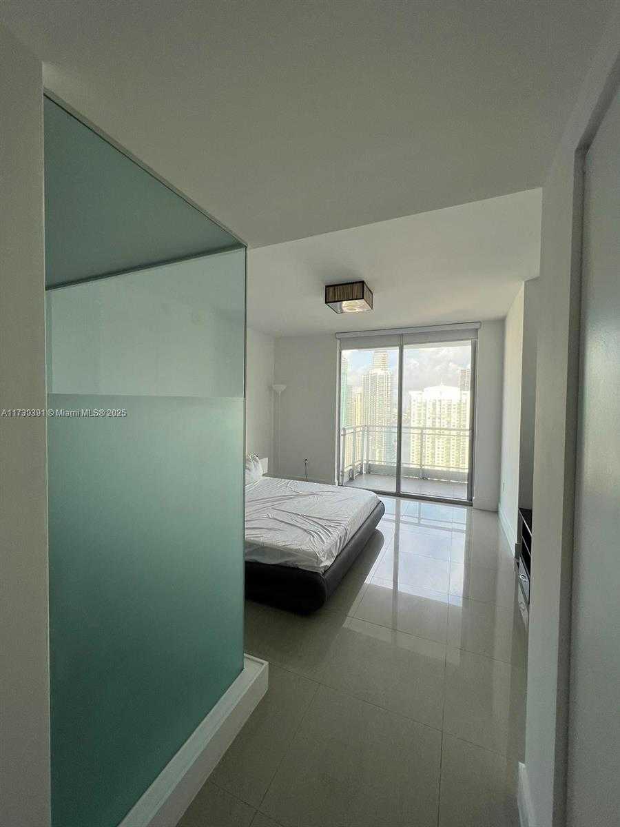 Small Image of 92 SOUTH WEST 3RD ST #4111, Miami Number 16