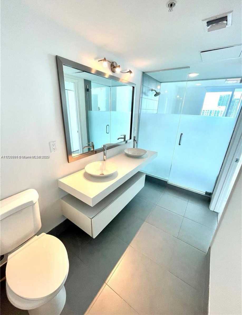 Small Image of 92 SOUTH WEST 3RD ST #4111, Miami Number 17