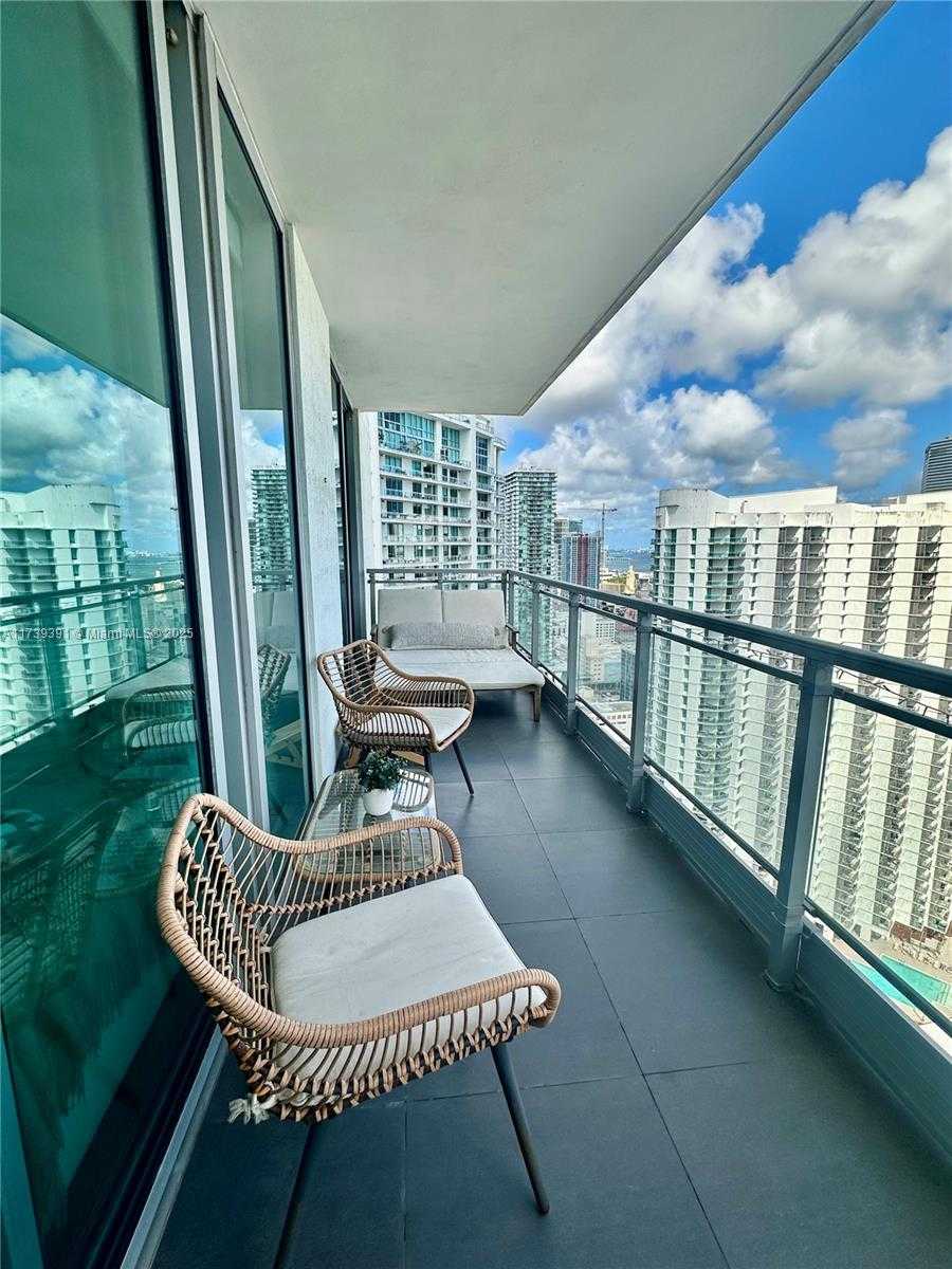 Small Image of 92 SOUTH WEST 3RD ST #4111, Miami Number 28