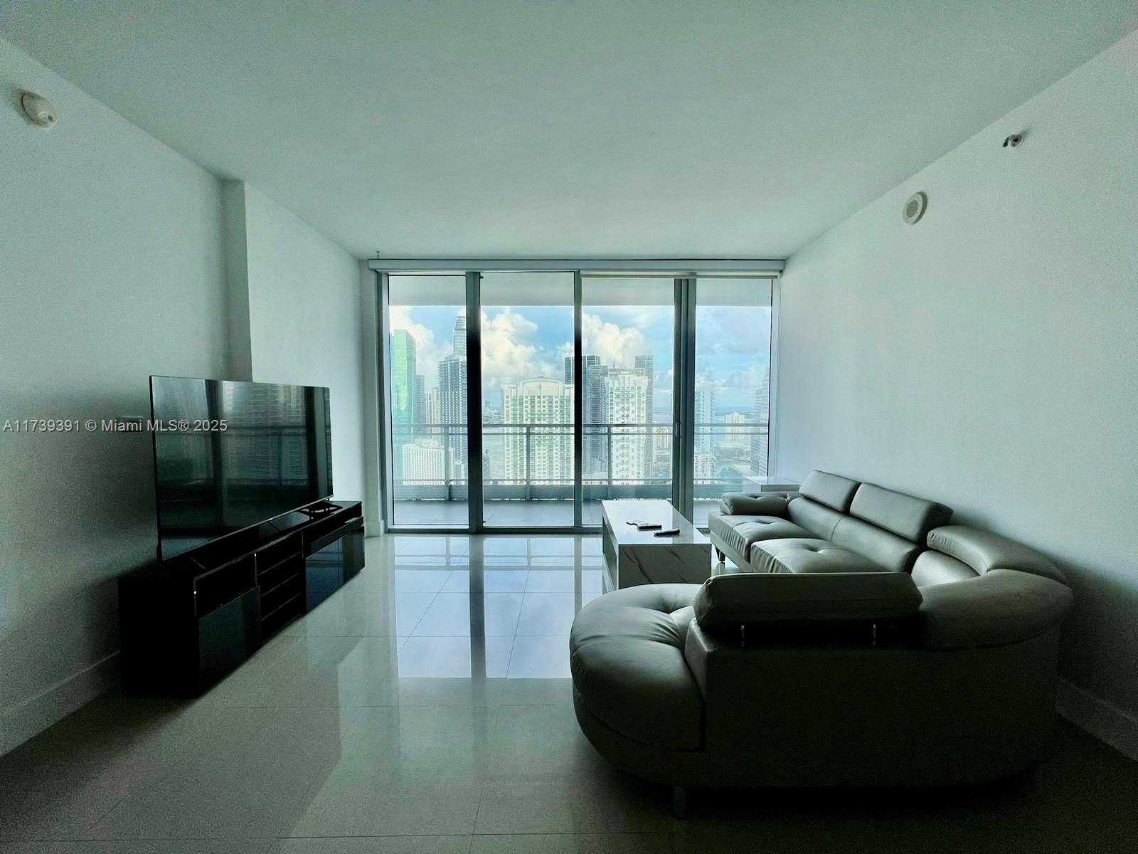 Small Image of 92 SOUTH WEST 3RD ST #4111, Miami Number 3