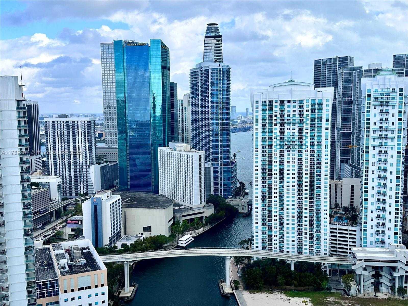 Small Image of 92 SOUTH WEST 3RD ST #4111, Miami Number 38