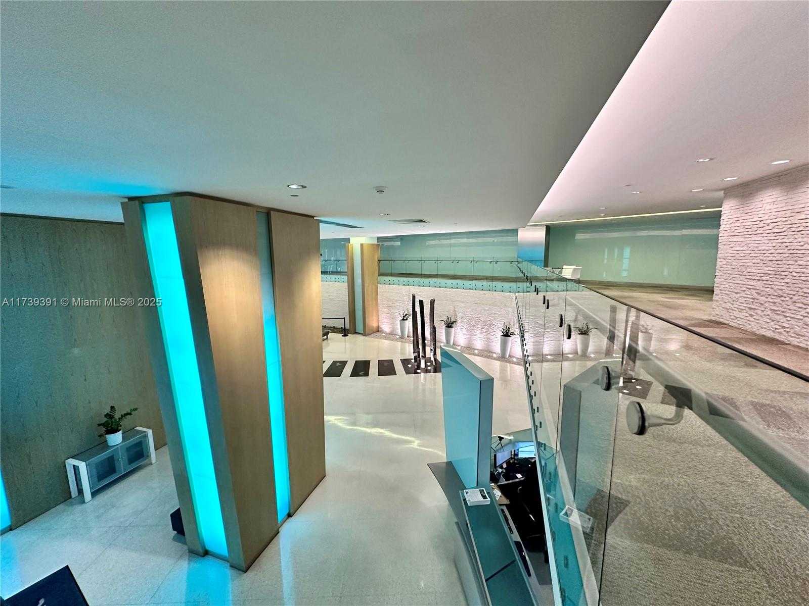 Small Image of 92 SOUTH WEST 3RD ST #4111, Miami Number 47