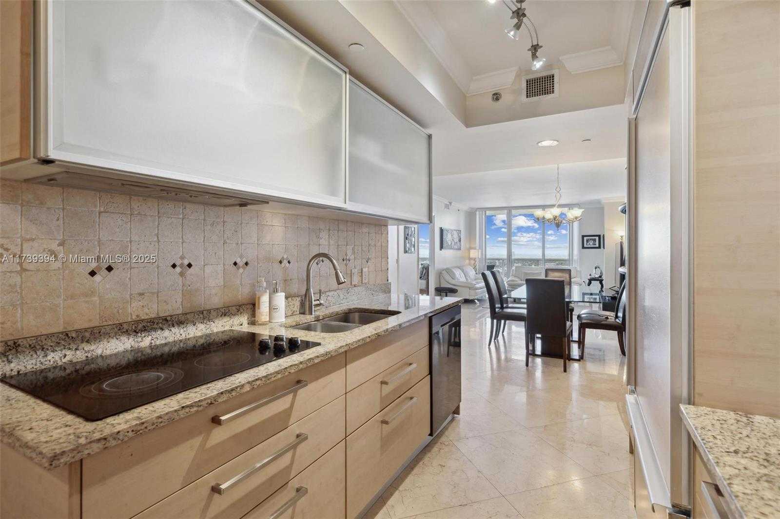 Small Image of 1800 SOUTH OCEAN DR #4007, Hallandale Beach Number 5