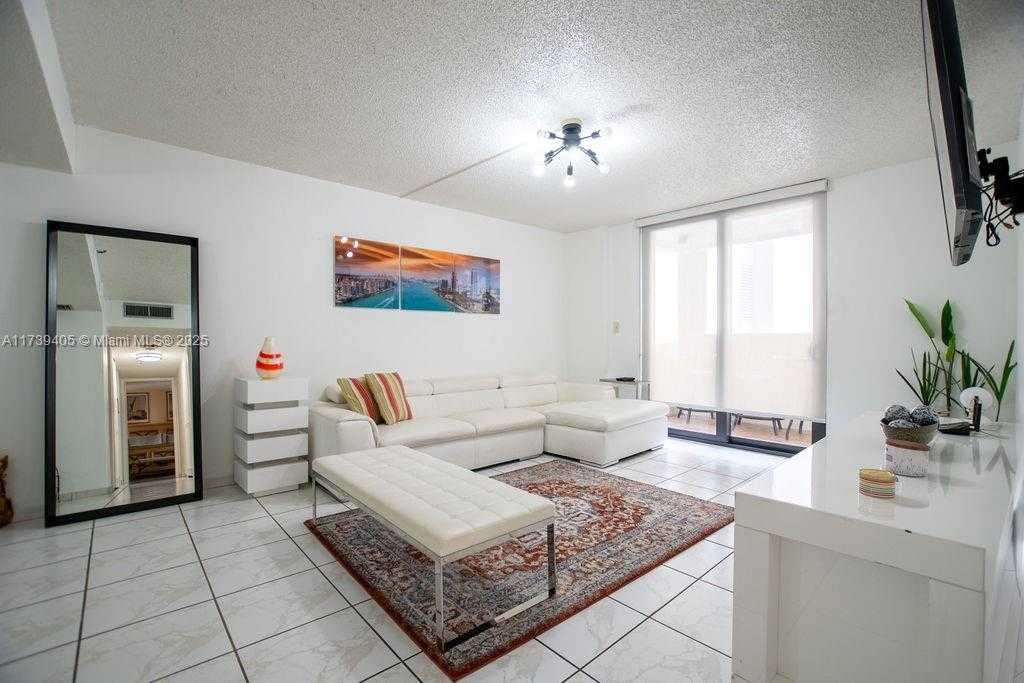 Small Image of 1621 COLLINS AVE #707, Miami Beach Number 10