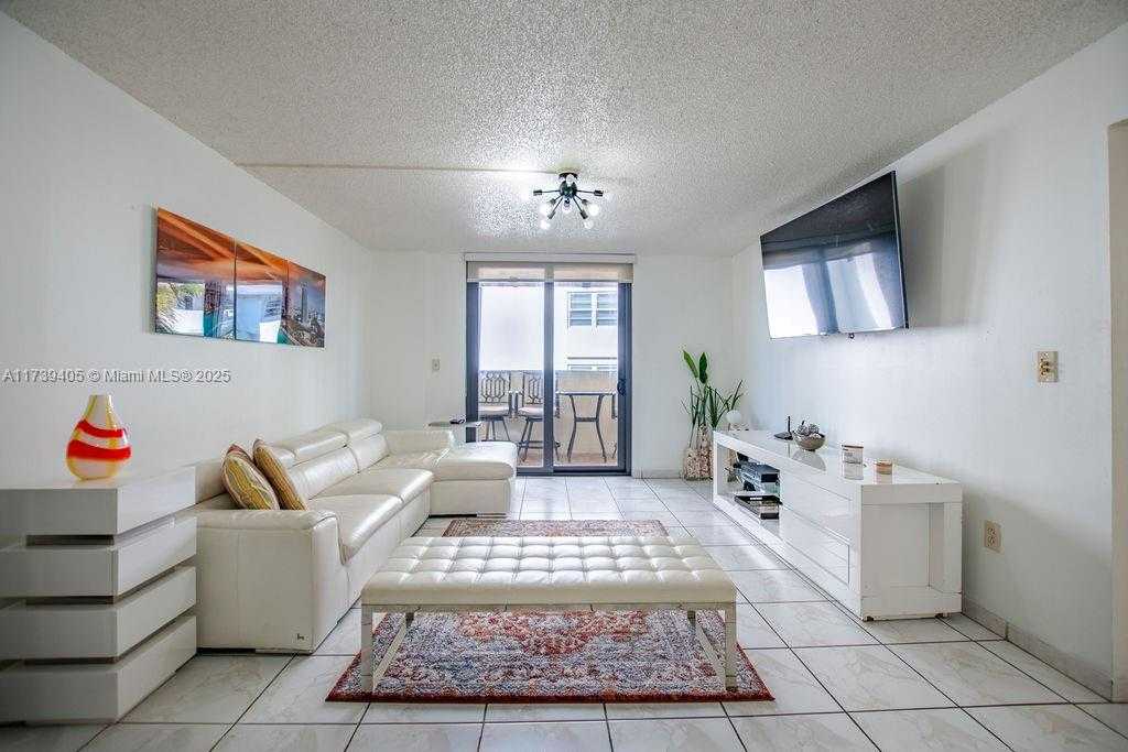 Small Image of 1621 COLLINS AVE #707, Miami Beach Number 11