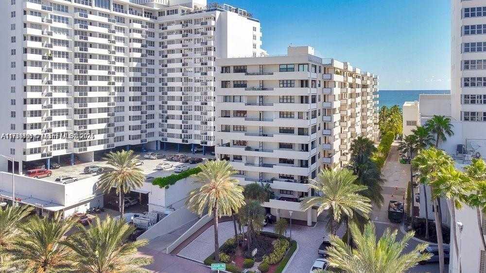 Small Image of 1621 COLLINS AVE #707, Miami Beach Number 2