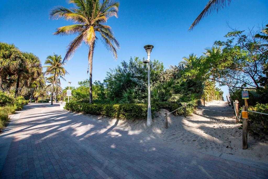 Small Image of 1621 COLLINS AVE #707, Miami Beach Number 48