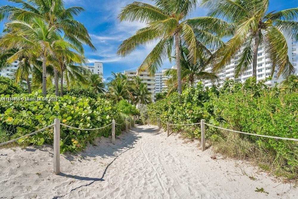 Small Image of 1621 COLLINS AVE #707, Miami Beach Number 56