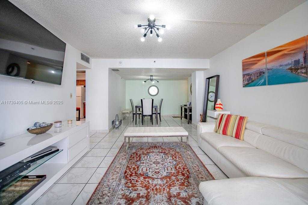 Small Image of 1621 COLLINS AVE #707, Miami Beach Number 9