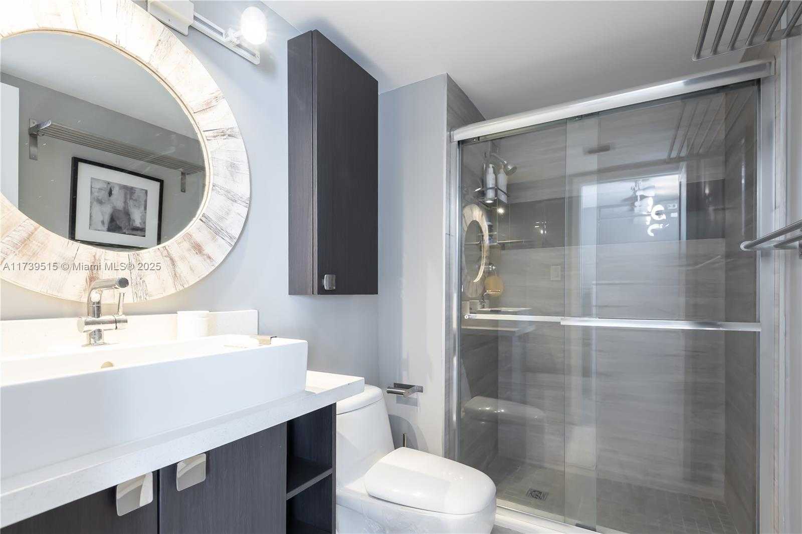 Small Image of 18031 BISCAYNE BLVD #802, Aventura Number 17